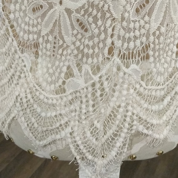 Love, fire Nordstrom halter style lace top - Picture 4 of 8
